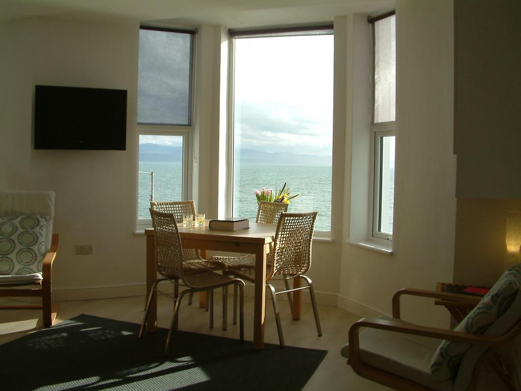 Marine Terrace Apartments Criccieth Extérieur photo