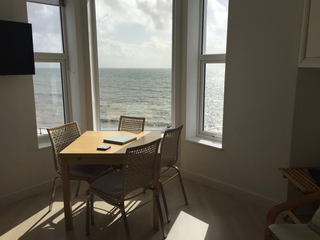 Marine Terrace Apartments Criccieth Extérieur photo